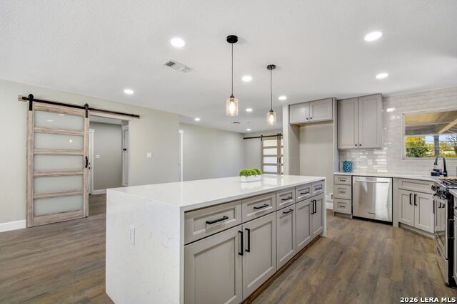 Image 8 of 27 For 411 Millwood Ln