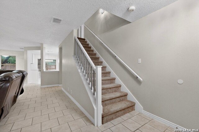 Image 5 of 40 For 11329 Redlands Park Dr
