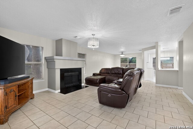 Image 6 of 40 For 11329 Redlands Park Dr