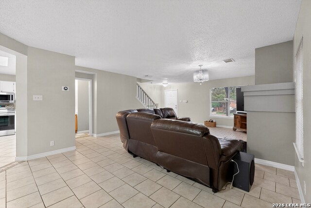 Image 7 of 40 For 11329 Redlands Park Dr