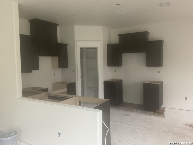 Image 4 of 5 For 1551 Maryville Loop