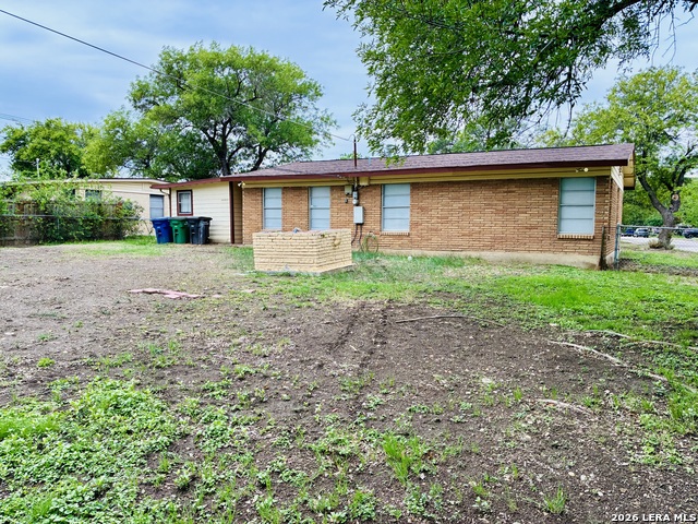 Image 3 of 11 For 460 Rampart Dr.