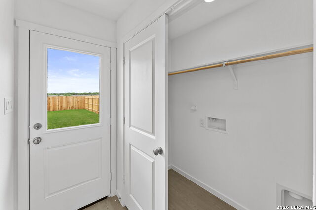 Image 12 of 30 For 12727 Kathleen St