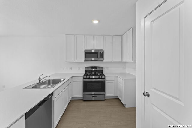 Image 8 of 30 For 12727 Kathleen St