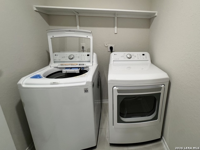 Image 16 of 25 For 3518 Copper Riv