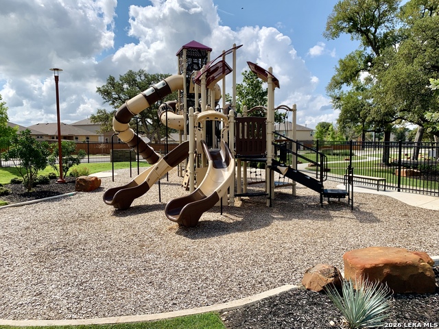 Image 24 of 25 For 3518 Copper Riv