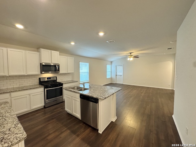 Image 3 of 25 For 3518 Copper Riv