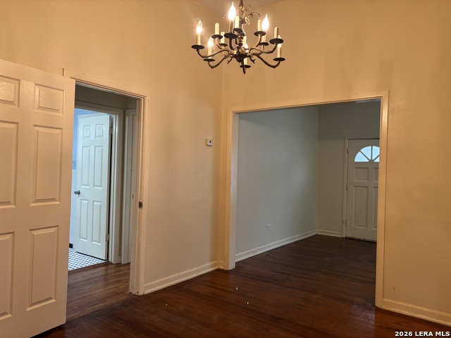 Image 17 of 29 For 1021 Alamo S