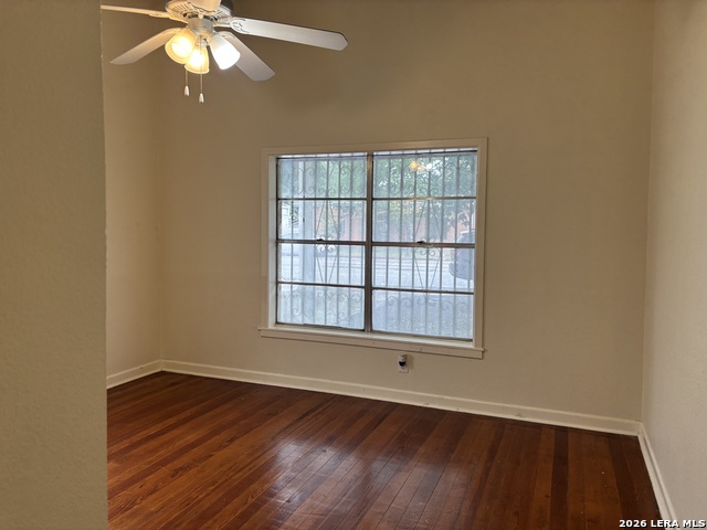 Image 23 of 29 For 1021 Alamo S