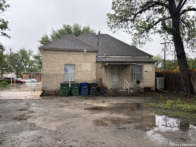 Image 28 of 29 For 1021 Alamo S