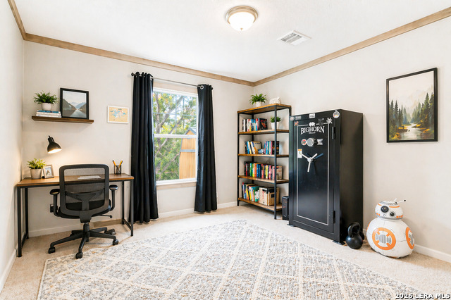 Image 19 of 30 For 750 Regina Dr