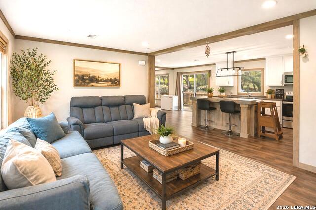 Image 8 of 30 For 750 Regina Dr