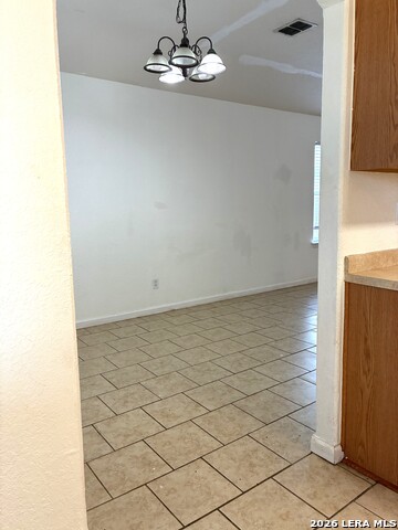 Listing photo id 8 for 2603 White Wing Way