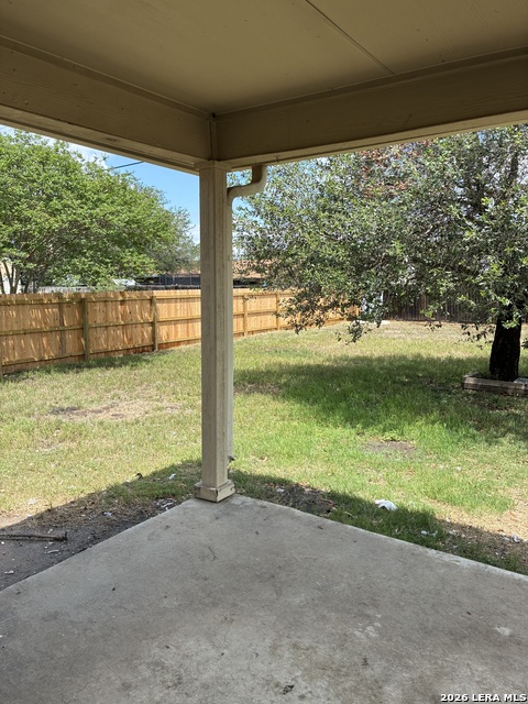 Listing photo id 28 for 2603 White Wing Way