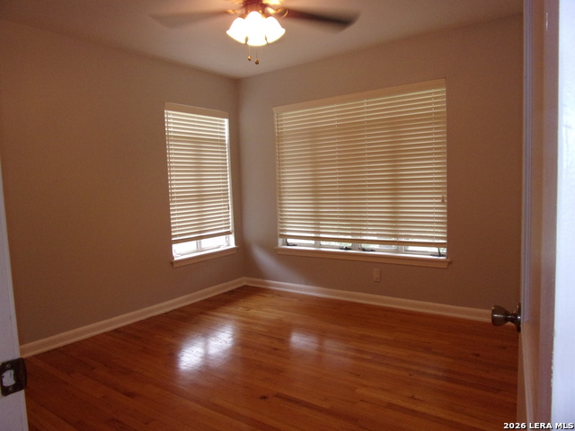 Image 13 of 25 For 215 Danville Ave