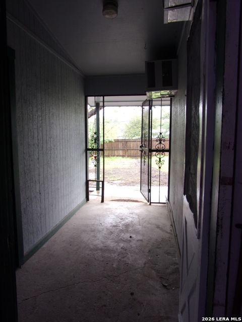 Image 23 of 25 For 215 Danville Ave