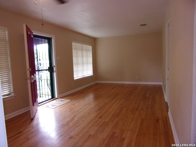 Image 4 of 25 For 215 Danville Ave