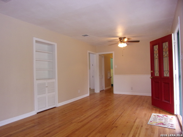 Image 6 of 25 For 215 Danville Ave