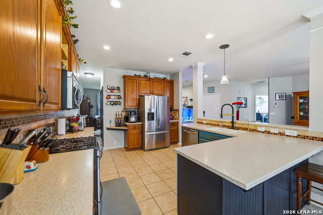 Image 13 of 53 For 3526 Mendocino Park