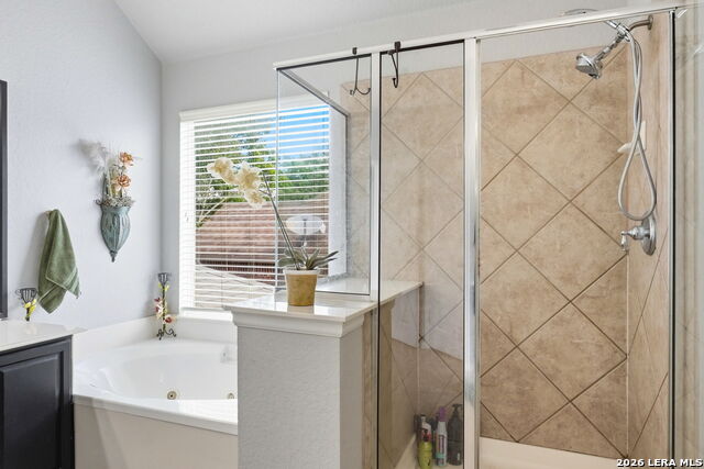 Image 23 of 53 For 3526 Mendocino Park