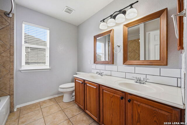 Image 32 of 53 For 3526 Mendocino Park