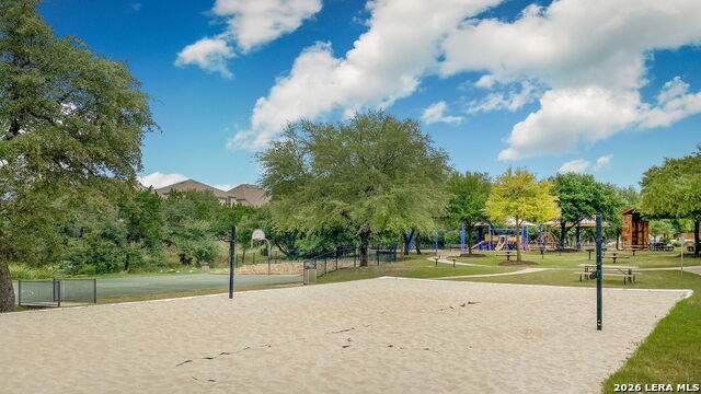 Image 50 of 53 For 3526 Mendocino Park