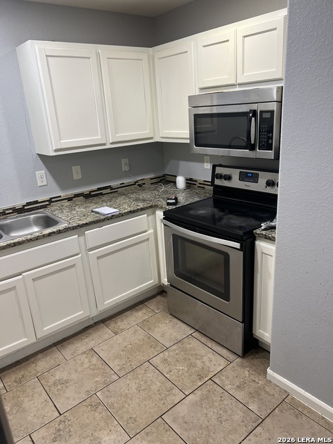 Image 4 of 10 For 11110 Baywood