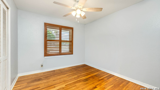 Image 14 of 20 For 359 Pilgrim Dr