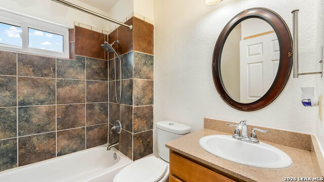 Image 16 of 20 For 359 Pilgrim Dr