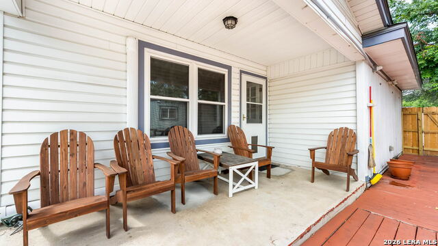 Image 19 of 20 For 359 Pilgrim Dr