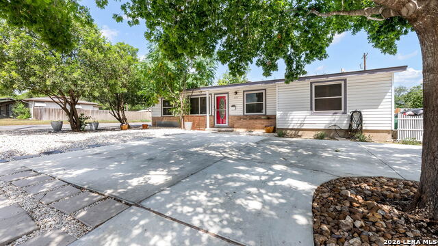 Image 2 of 20 For 359 Pilgrim Dr