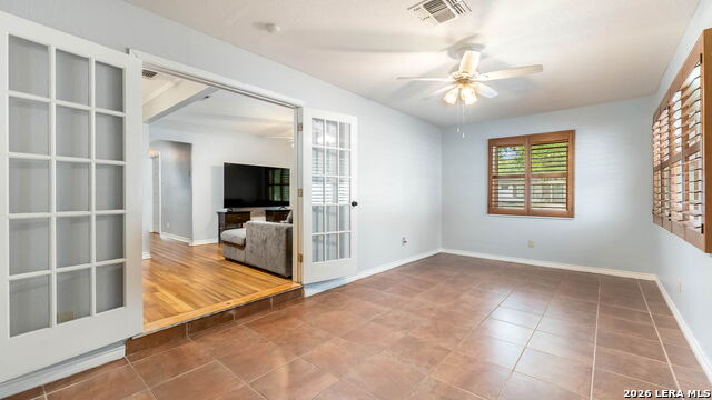 Image 8 of 20 For 359 Pilgrim Dr