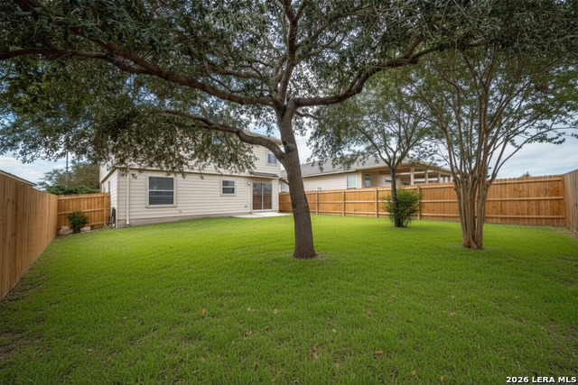 Image 21 of 35 For 518 Reba  