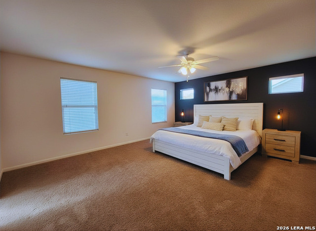 Listing photo id 8 for 209 Town Creek Way