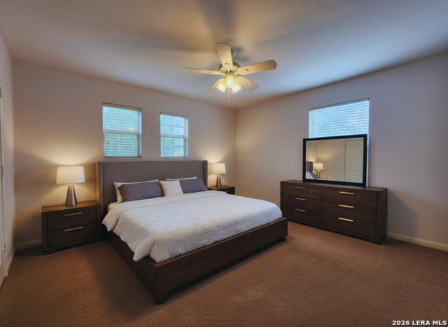 Listing photo id 13 for 209 Town Creek Way