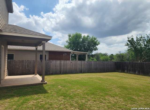 Listing photo id 18 for 209 Town Creek Way