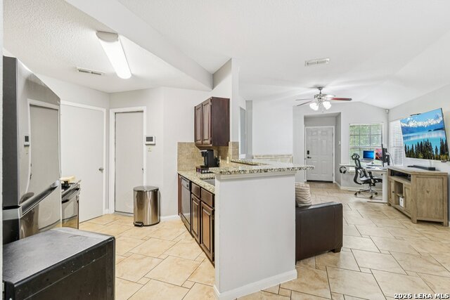 Image 10 of 23 For 12131 Stoney Cv