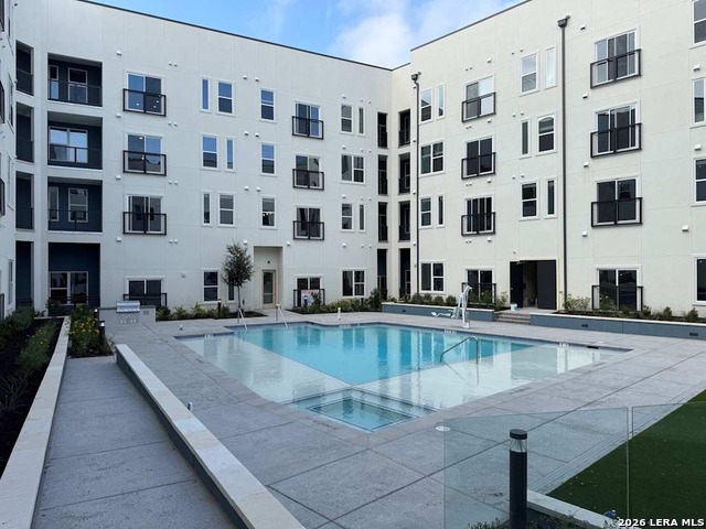 Listing photo id 1 for 320 Goll  2214