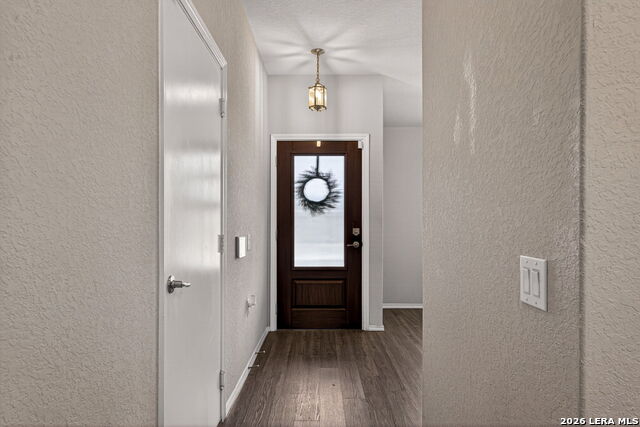 Listing photo id 2 for 5811 Bridle Bend