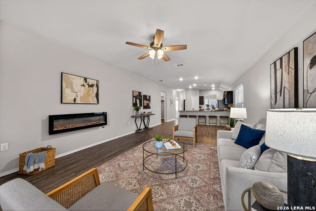 Listing photo id 7 for 5811 Bridle Bend