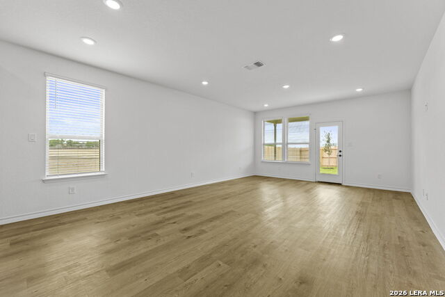 Image 19 of 31 For 1512 Whistlers Way