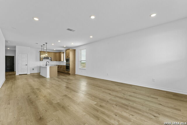 Image 21 of 31 For 1512 Whistlers Way