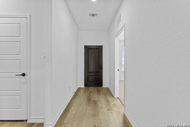 Image 3 of 31 For 1512 Whistlers Way