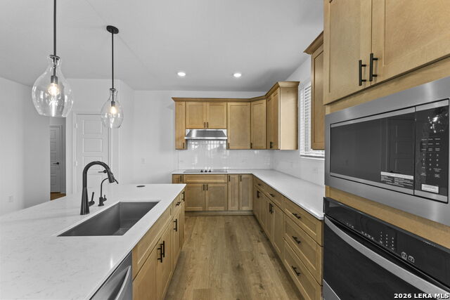 Image 7 of 31 For 1512 Whistlers Way