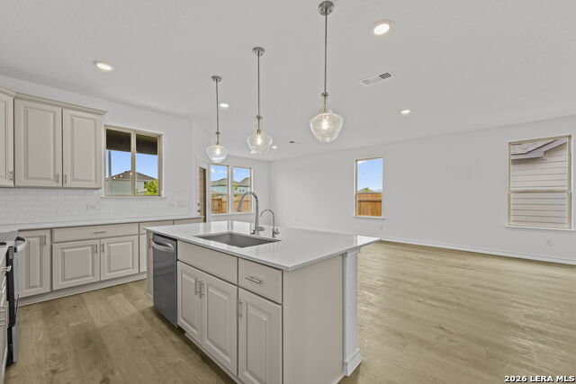 Image 8 of 33 For 438 Nightingale Ave