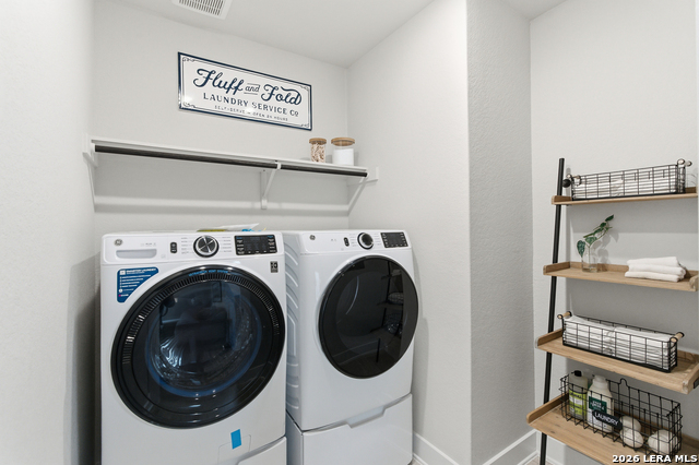 Image 30 of 39 For 6464 Babcock Road  Unit 902