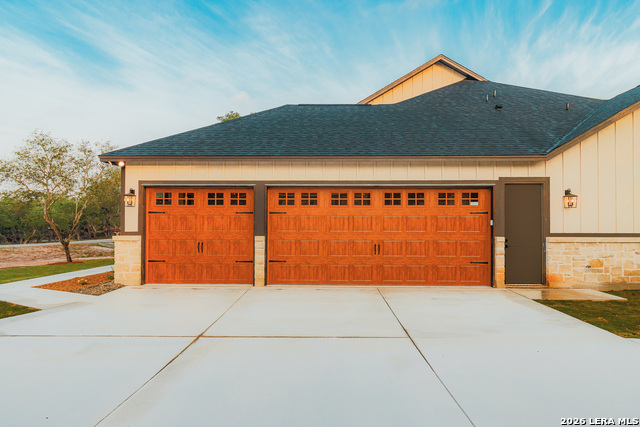 Image 3 of 31 For 104 Reserve Court