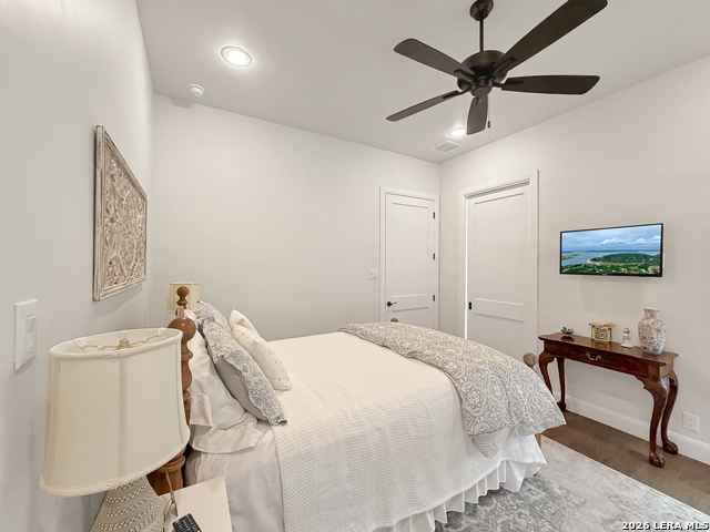 Image 29 of 42 For 631 Angelica