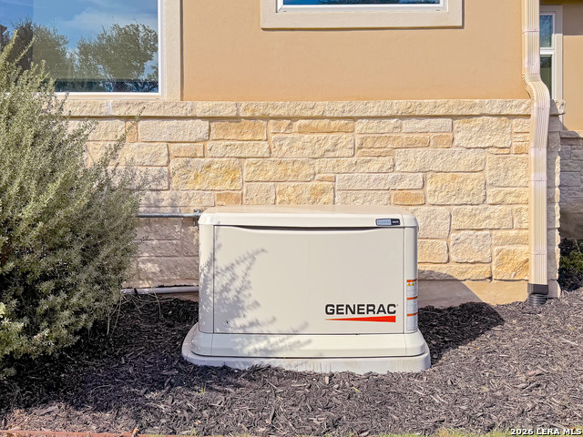 Image 37 of 42 For 631 Angelica