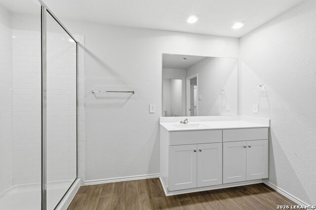 Image 23 of 40 For 845 Bahia Pl